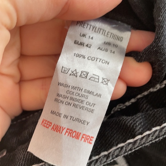 PrettyLittleThing Black Wide Leg Denim Jeans Pants Button Fly Size 10 - Picture 9 of 9